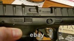 Super Kit! Beretta Apx. 177 Calibre Bb Pistolet Semi-auto 3x Mags, 4x Co2, Holster